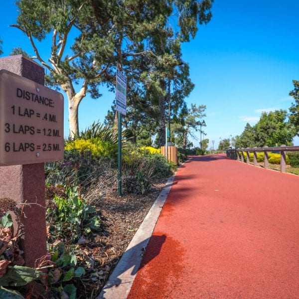 Distance notice: 1 lap = .4 miles, 3 laps = 1.2 miles, 6 laps = 2.5 miles